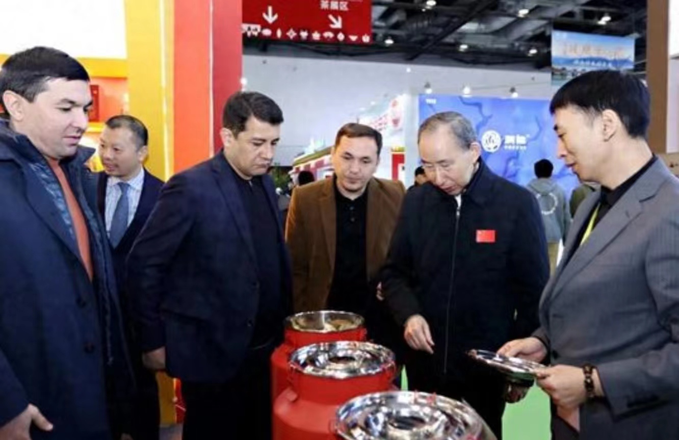 <b>龙宇翔出席2023北京国际茶产业博览会</b>