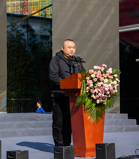 “锦绣潇湘夕阳红”大型群众文艺汇演在长沙五江广场举行
