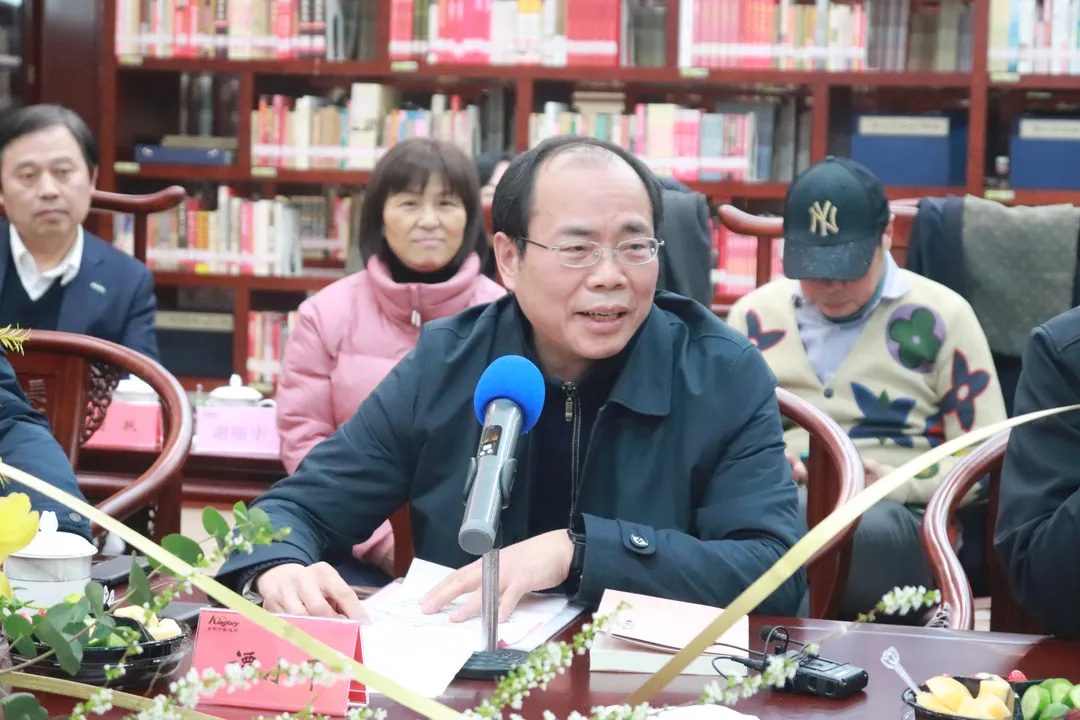谭小平评《渌江逐梦》：忠孝传承 家国一统